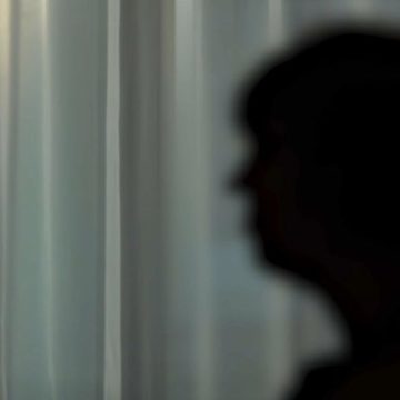 7a7e2a62-aebd-4fd3-b17c-8af18644f937 Une femme accuse Patrick Bruel d’agression sexuelle à la télévision