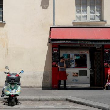 7b8d8ffa-89a1-4b34-b8c6-72abb999e0db Les défis des restaurateurs parisiens face à la canicule