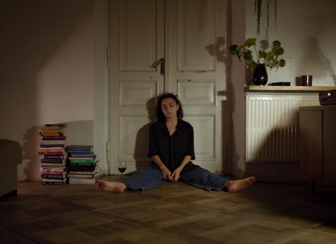 7d6dbcd6-1acc-4ed6-b320-1edf839d0aa7 Pete Ohs et Charli XCX : une aventure cinématographique à Varsovie