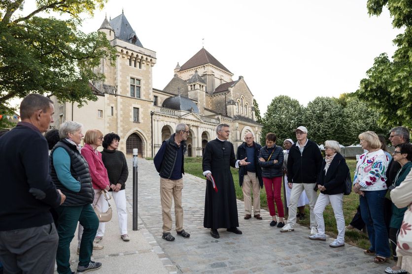 La maison natale de Saint-Bernard Projet de Restauration de la Maison Natale de Saint Bernard à Fontaine-lès-Dijon
