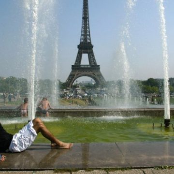88f2d072-40b5-4a56-a7ee-49fc01867f18 Les vagues de chaleur en France : Une perspective historique et ses conséquences