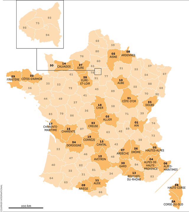 8a11a277-ac68-4c52-8b08-de6dd800eb7c Explorer la France : Des notes et anecdotes sur ses départements