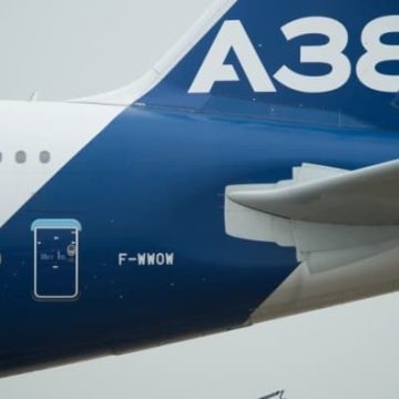 8e1c9c70-e0e5-4226-a53b-69e323da1b06 Inspections des Airbus A380 suite à la découverte de fissures