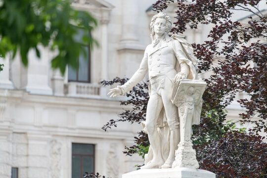 92c3fa1e-86c3-4964-880a-d5c257fbbc62 Une découverte précieuse : le manuscrit inédit de Mozart