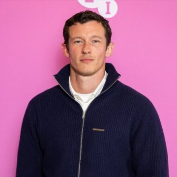 George Clooney recommande Callum Turner pour le rôle de James Bond