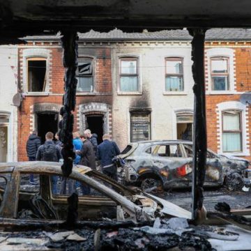 Tensions en Irlande du Nord après une attaque au couteau