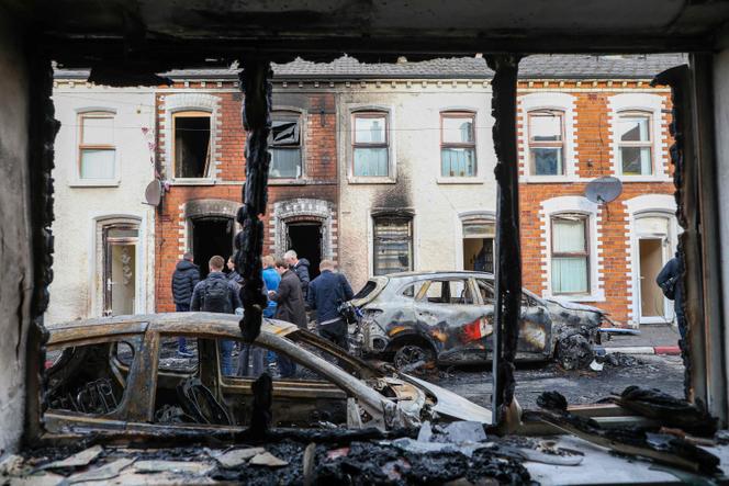 97803f59-ebb0-493b-8b3b-c7b231ac7347 Tensions en Irlande du Nord après une attaque au couteau
