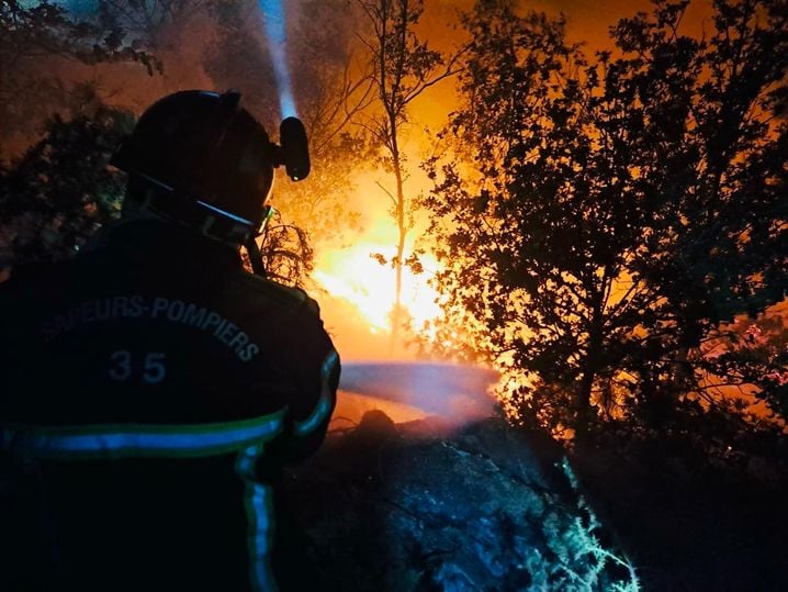 9d14a908-4d82-49be-8bcb-ec5a153a9ba5 Un incendie majeur à l’Ile aux Pies