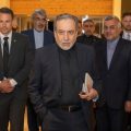 Négociations internationales sur fond de conflits au Proche-Orient