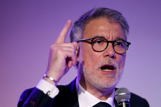 ad447fe4-0402-4961-9ed7-91b31b9316e9 Débat autour de la nouvelle initiative du Parti socialiste