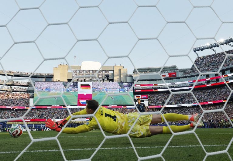 Germany v Paraguay: Round Of 32 - FIFA World Cup 2026 Tirs au but en Coupe du Monde 2026 : stratégie des remplacements tardifs remise en question