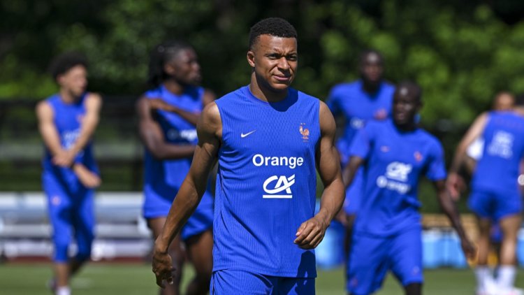 b549a163-a13d-41bd-aea5-6df4e970f116 Les résultats et les préparations de la Coupe du Monde 2026