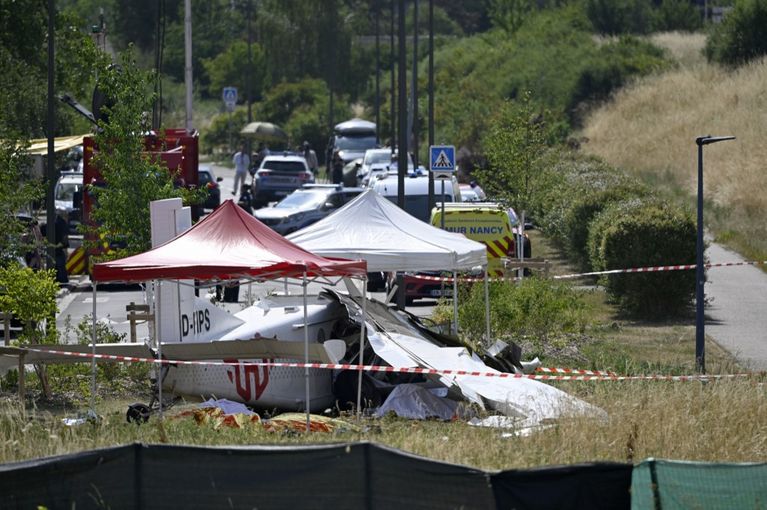 FRANCE-AVIATION-CRASH Enquête sur un accident d’avion près de Nancy