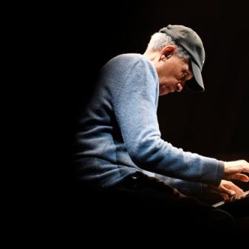 b98745f5-46ba-4bc0-a2b5-cedcae910690 Hommage à Abdullah Ibrahim, un Géant du Jazz et Défenseur de la Liberté