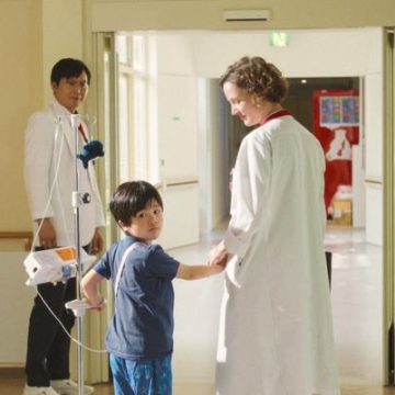 Une actrice germano-luxembourgeoise et le défi des transplantations au Japon