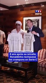 c7049106-a790-4d73-83e5-354d36e01400 Ronaldinho et son retour surprise en football