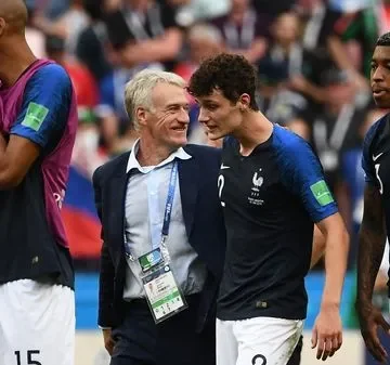 Guy Stéphan Prend les Commandes des Bleus Face à la Norvège