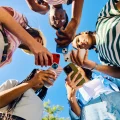 Les réseaux sociaux deviennent la principale source d’information