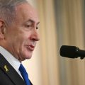 Benjamin Netanyahu défend son bilan et annonce sa candidature