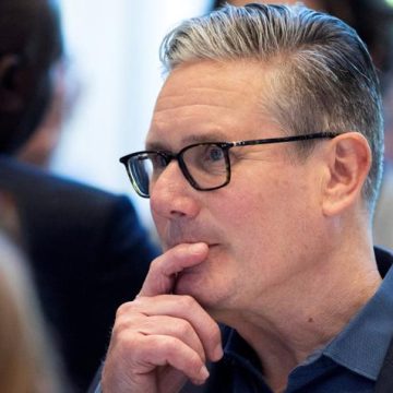 db998e62-1546-4c6f-adfa-783e1a46943e Keir Starmer face à des défis politiques majeurs