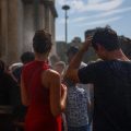 La canicule se renforce en France: vigilance rouge et conséquences