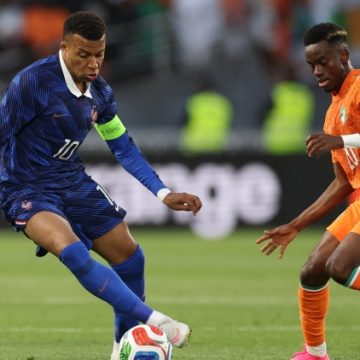 Défaite des Bleus face à la Côte d’Ivoire en match amical