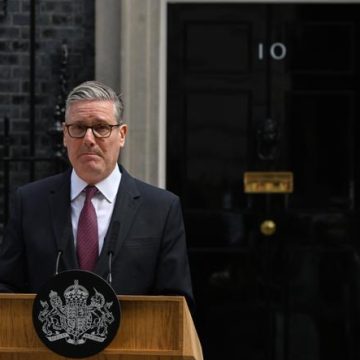 e5c730ae-cf48-464e-a607-047dc06e4638 Départ de Keir Starmer : Réactions des dirigeants internationaux