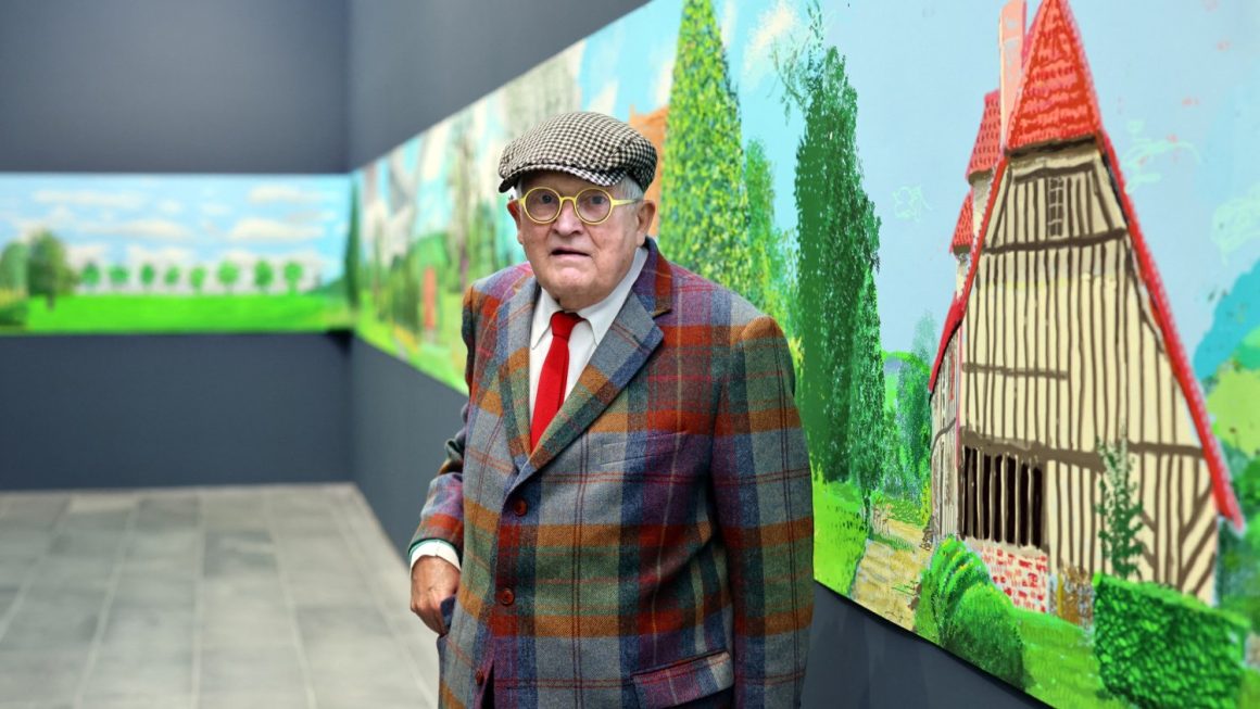 fc02b553-d145-41c9-b8ed-22ee7f12a3a4 Décès de David Hockney, Icône de l’Art Contemporain