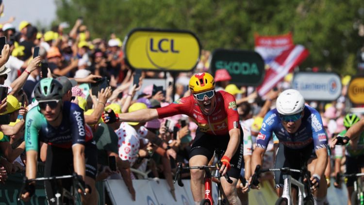 028515fd-3bc9-4b45-8ed9-063012baf428 Soren Waerenskjold remporte la 11e étape du Tour de France 2026