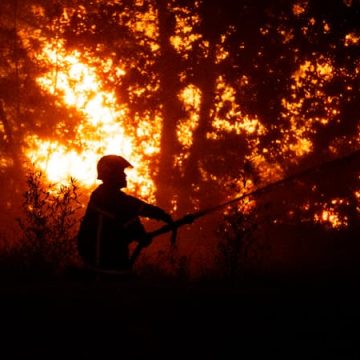 Le plan blanc déclenché face aux incendies en Gironde et Landes