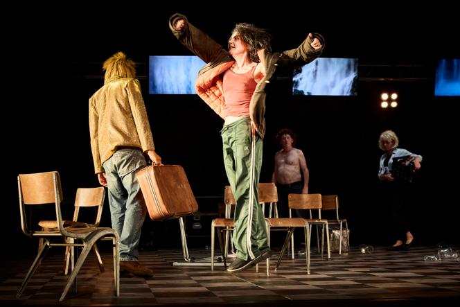 0b47265f-c554-4837-a6d3-89ff65fbe934 Le Festival d’Avignon : un Spectacle qui Divise