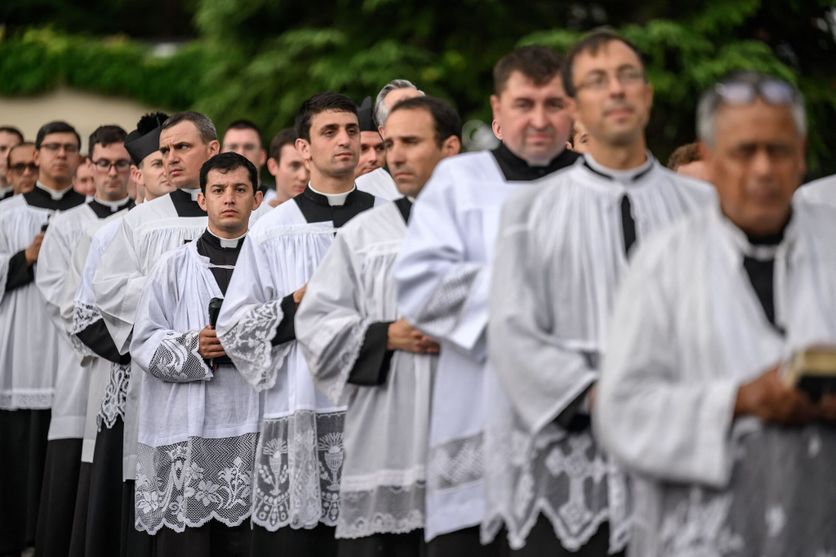SWITZERLAND-FRANCE-RELIGION-POPE-CHRISTIANITY La Réaction de la Conférence des Évêques de France au Schisme de la Fraternité Saint-Pie X