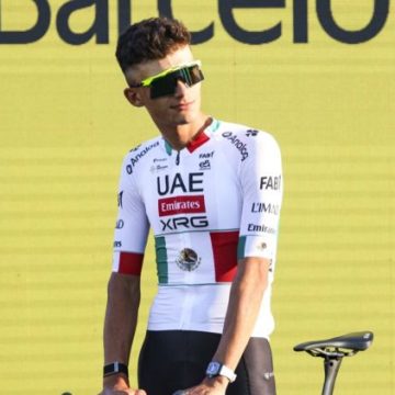 220fbac9-927f-462f-b8c9-3cf9c4dfbeac Isaac Del Toro triomphe lors de la deuxième étape du Tour de France 2026