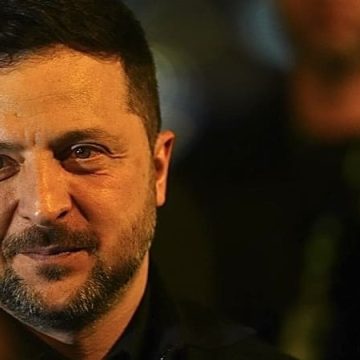 23e2ccea-e496-47ca-8fcb-54876521cb7e Zelensky et Trump : Une Diplomatie Cruciale à la Maison Blanche