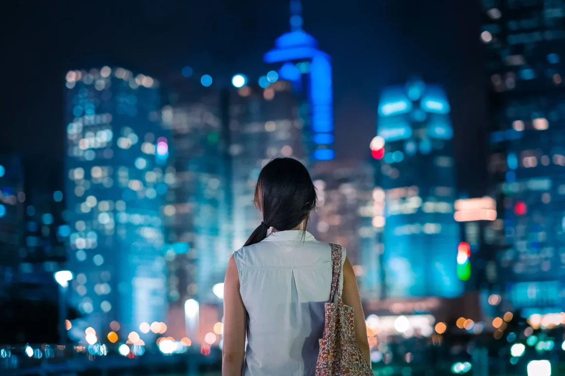 Pourquoi la Nuit est Sombre : Explications Cosmologiques