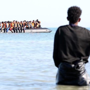 Augmentation des traversées de migrants par la Manche