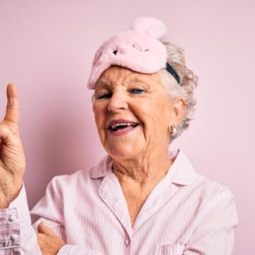343258f9-c7fd-4dad-b84c-e68dde9c62de Le sommeil après 65 ans : ce qui change et ce qui reste