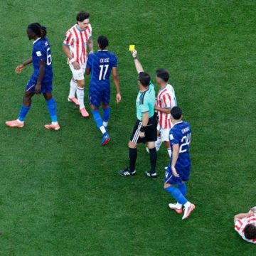 3627a166-a288-41c4-a886-6eb43ecfa1d5 Critiques sur l’arbitrage lors du match France-Paraguay