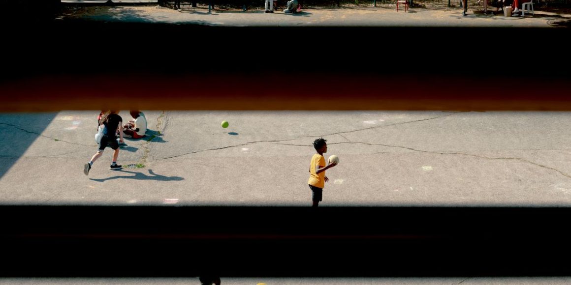 Stratégies Innovantes pour Rafraîchir les Écoles en Période de Canicule