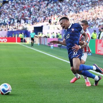 Paraguay v France: Round of 16 - FIFA World Cup 2026 La France gagne contre le Paraguay grâce à un penalty de Mbappé