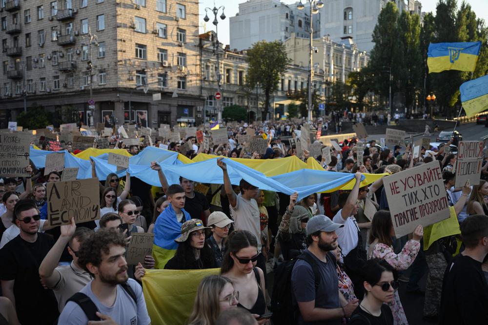 3ee3ba60-2768-4bad-8470-71460b330eb2 Politique et Conflits en Ukraine: les Enjeux Actuels