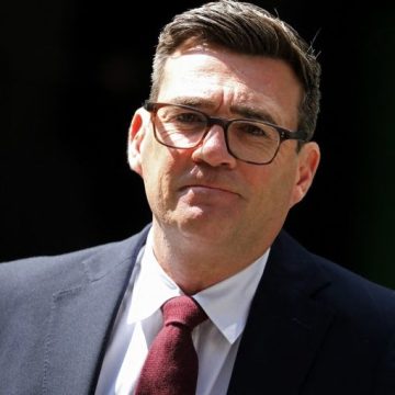 Andy Burnham Announced As New Leader Of The Labour Party Andy Burnham: Nouveau Chef du Parti Travailliste Britannique