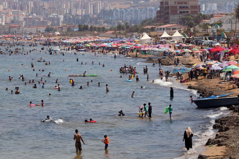Summer In Algeria Problèmes de privatisation des plages en Algérie