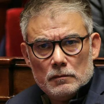 44580259-9e7d-4e71-85da-632eb9489646 Olivier Faure et la motion de censure des Écologistes