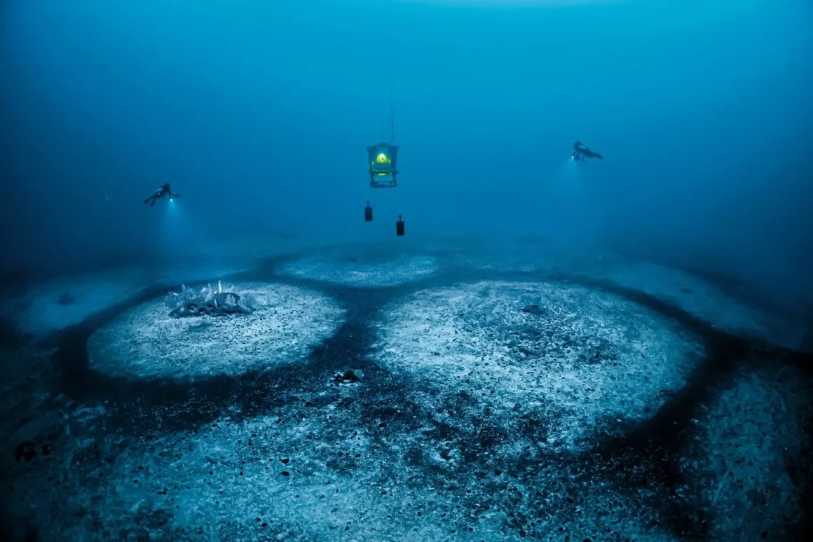 Les voyages de Jean-Christophe Rufin : une source inépuisable d&rsquo;inspiration