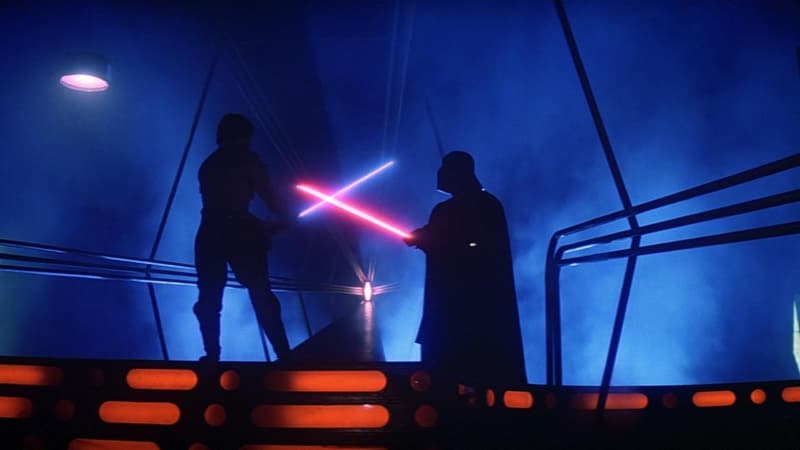 55be5b6a-7651-4aa1-b8eb-a5b8c523a23a Un Sabre Laser Historique : Record aux Enchères pour un Accessoire de Star Wars
