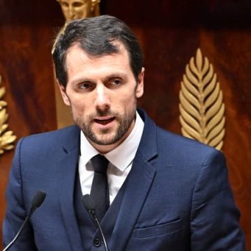 56aa9824-c32a-4653-8f16-d1730e721d01 Mathieu Lefèvre exprime son soutien à Édouard Philippe