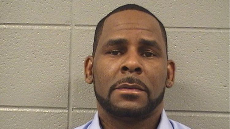 63718e14-7f2e-4051-9174-ec1d616497c0 R. Kelly demande une commutation de peine