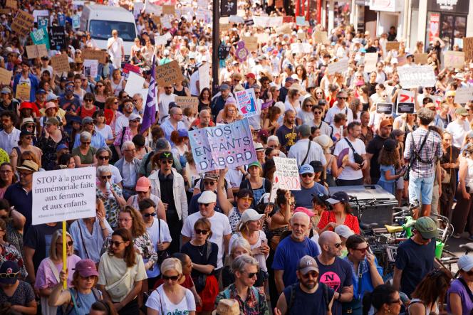 687612ab-04a5-4d15-9d87-49b8094b112d Manifestation contre les violences sexuelles en France