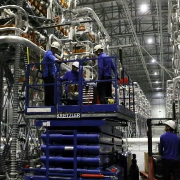 6b73acc3-ffca-4c8f-a0dc-1d524312b864 Comment RTE Accélère le Raccordement Électrique pour Réindustrialiser la France